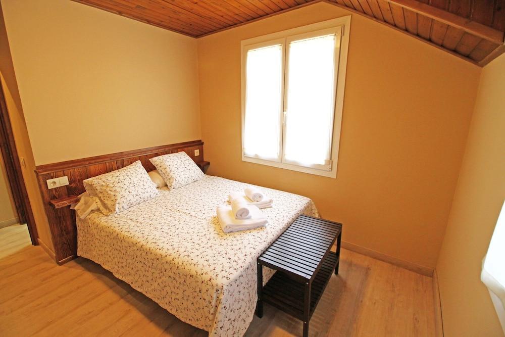 Snoe Apartamentos Mont Romies Plaza Salardú المظهر الخارجي الصورة